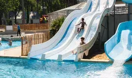 Toboggans au camping Bois de Bayadène