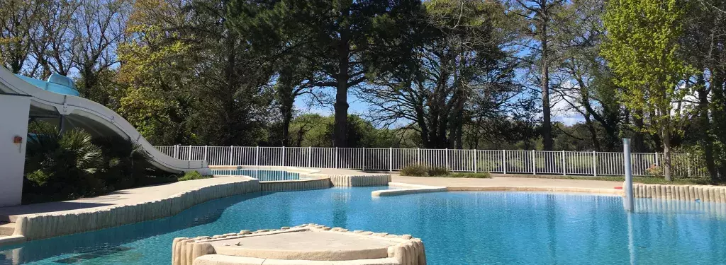 Piscine Camping Bois de Bayadène