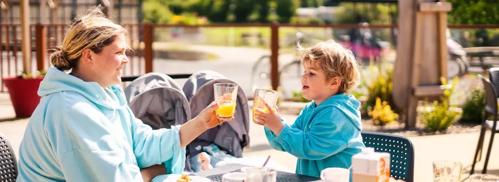 Litteau_Camping_Restaurant_dejeuner