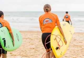 cours de surf au camping Les Oyats