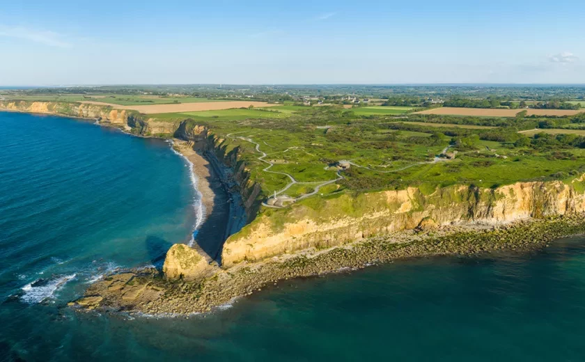 Découvrez La Pointe du Hoc à proximité du camping Siblu Domaine de Litteau